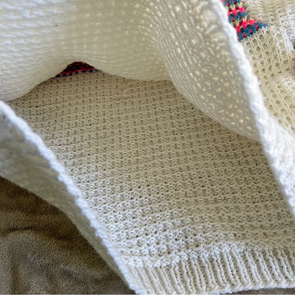 Handmade crotchet sweater - Picture 4 of 5